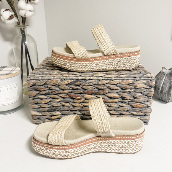 Chinese Laundry Cream Woven Platform Espadrille Slides Size 6.5 - Picture 3 of 10